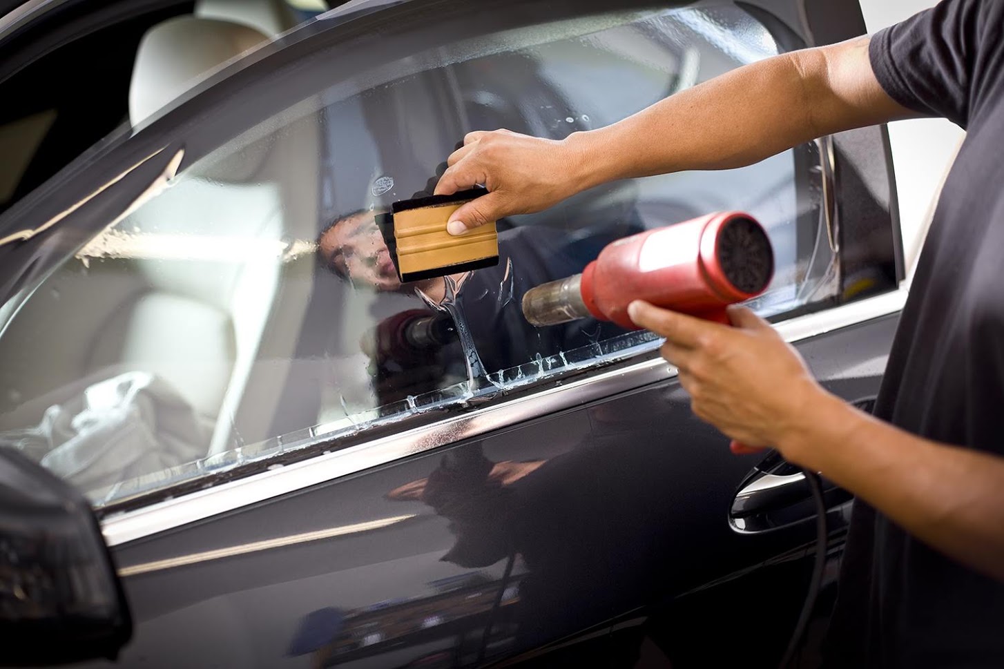 Glass Protector Auto - Ukuran 50/55/58 X 152cm IR100 %